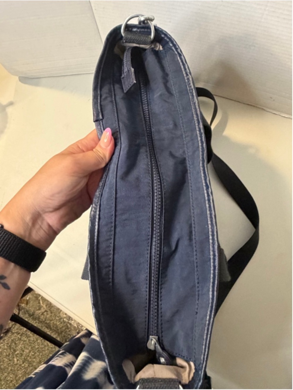 Women's Kipling Navy Tote Bag One Size - Picture 4 of 11